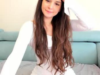 elaanna — Chaturbate recorded stream image, 11.11.2025 07:40