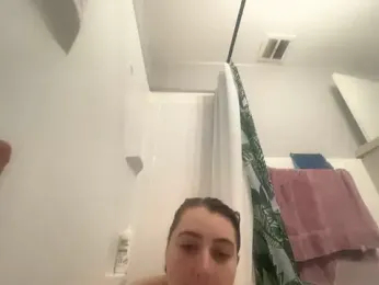 Snowbunnycake_131 — Stripchat recorded stream screenshot (11 Nov 2025)