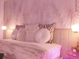 Eva Sin — Flirt4free recorded stream screenshot (12 Nov 2025)