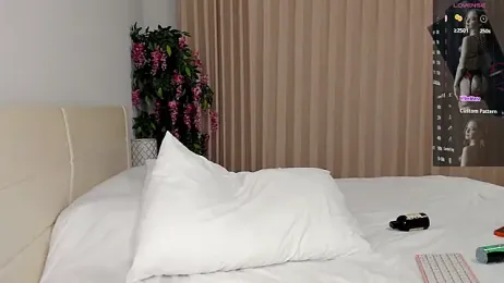 MyLoveEllen — Stripchat recorded stream screenshot (12 Nov 2025)