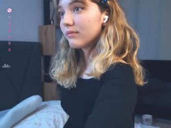 pinkncrazy — Chaturbate recorded stream screenshot (28 Jan 2025)