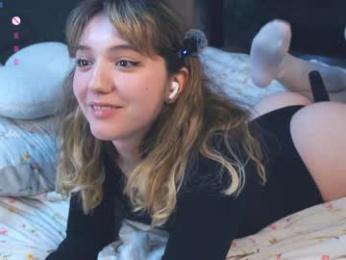 pinkncrazy — Chaturbate recorded stream screenshot (28 Jan 2025)