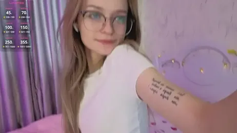 vialeta_baby — Stripchat recorded stream image, 12.11.2025 23:10