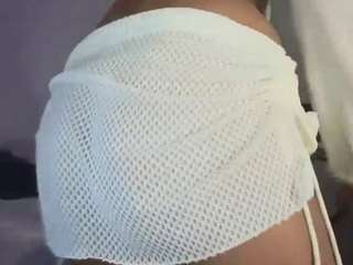 elissecinnamon — Camsoda recorded stream screenshot (13 Nov 2025)