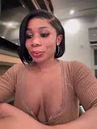 Belle___ — Stripchat recorded stream image, 14.11.2025 22:20