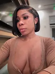 Belle___ — Stripchat recorded stream image, 14.11.2025 22:20