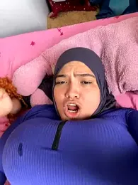 sweetmuslim01 — Stripchat recorded stream image, 15.11.2025 15:40
