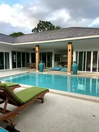 JuicyFruits93 — Stripchat recorded stream image, 16.11.2025 09:30