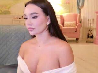 Eva Sin — Flirt4free recorded stream screenshot (16 Nov 2025)