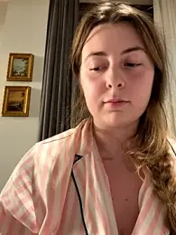 curvyflawless — Stripchat recorded stream screenshot (16 Nov 2025)