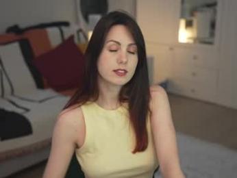 _blackbee_ — Chaturbate recorded stream image, 24.02.2025 10:00