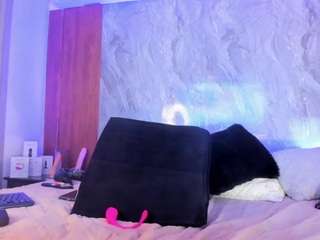 isabelredrose — Camsoda recorded stream image, 18.11.2025 05:00