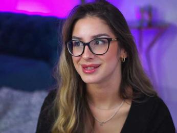 MaddieBryggs — Bongacams recorded stream screenshot (18 Nov 2025)