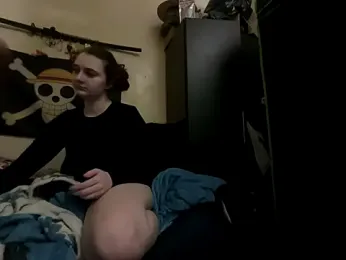 Snowbunnycake_131 — Stripchat recorded stream screenshot (19 Nov 2025)