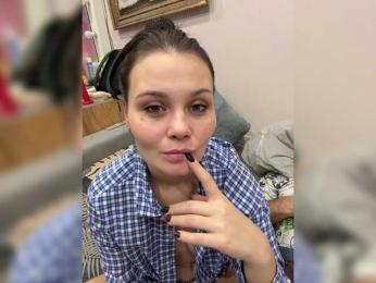 _Milashka_ — Bongacams recorded stream image, 19.11.2025 14:30