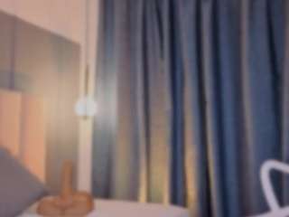 nina-rose — Camsoda recorded stream image, 19.11.2025 16:00