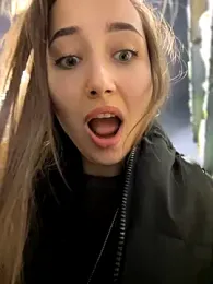 VelvetVixenI — Stripchat recorded stream screenshot (19 Nov 2025)