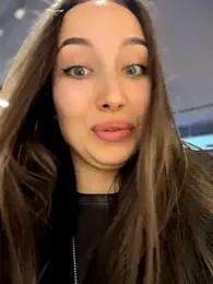 VelvetVixenI — Stripchat recorded stream screenshot (19 Nov 2025)