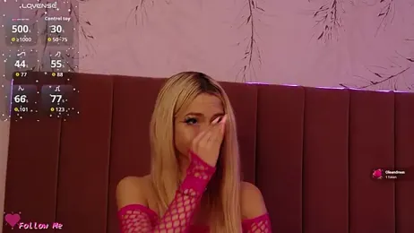 PinkySparks — Stripchat recorded stream image, 19.11.2025 19:10