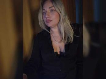 Tanysha-1 — Bongacams recorded stream image, 20.11.2025 05:40
