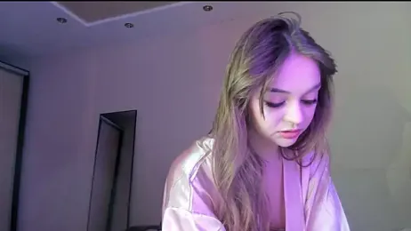 May_Flower — Stripchat recorded stream image, 20.11.2025 11:00