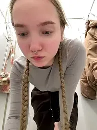 bambi_lu — Stripchat recorded stream image, 20.11.2025 17:00