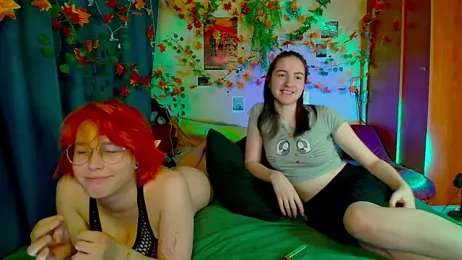 TrickyKitsune — Stripchat recorded stream image, 21.11.2025 14:00