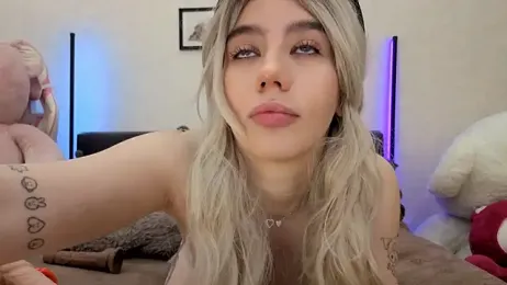 dolly_ll — Stripchat recorded stream image, 21.11.2025 17:00