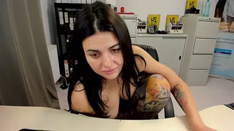 TiffanySweet — Stripchat recorded stream image, 21.11.2025 18:50