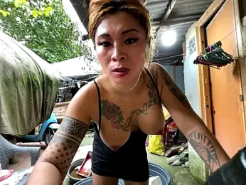 Fayola_Beatrix — Stripchat recorded stream screenshot (24 Nov 2025)