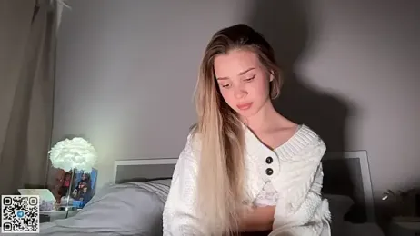 sunsally — Stripchat recorded stream screenshot (24 Nov 2025)