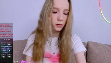 b4by_Emilia — Stripchat recorded stream image, 25.11.2025 10:00
