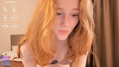 BreezeJam — Stripchat recorded stream screenshot (25 Nov 2025)