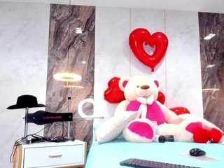lenathompson — Camsoda recorded stream image, 25.02.2025 03:20