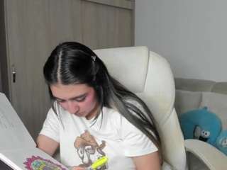 alexyferrer — Camsoda recorded stream image, 25.11.2025 22:10