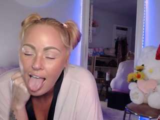 mshunnybunnyy — Camsoda recorded stream screenshot (26 Nov 2025)