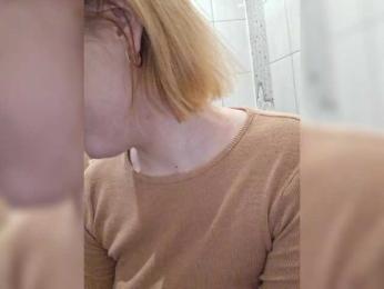 -Molly — Bongacams recorded stream image, 26.11.2025 04:10