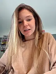 lucie_mehott — Stripchat recorded stream screenshot (27 Nov 2025)