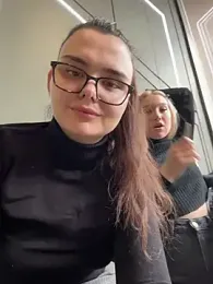 NikaMur — Stripchat recorded stream screenshot (28 Nov 2025)