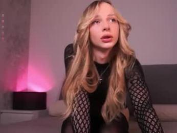 _your_fenka_ — Chaturbate recorded stream screenshot (28 Nov 2025)