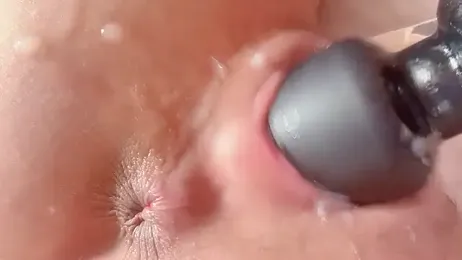 Krismil3 — Stripchat recorded stream screenshot (28 Nov 2025)