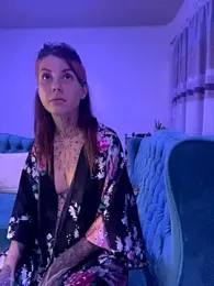 Izy_cute_ — Stripchat recorded stream screenshot (28 Nov 2025)