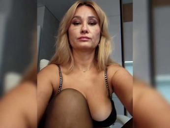 hold-me-tight — Bongacams recorded stream image, 29.11.2025 02:50
