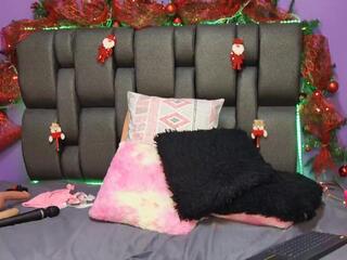 Penelope Cooper — Flirt4free recorded stream screenshot (29 Nov 2025)