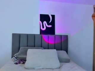 nataliepeterson — Camsoda recorded stream image, 30.11.2025 05:30