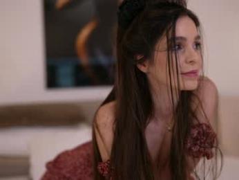 dovia — Chaturbate recorded stream image, 30.11.2025 07:50