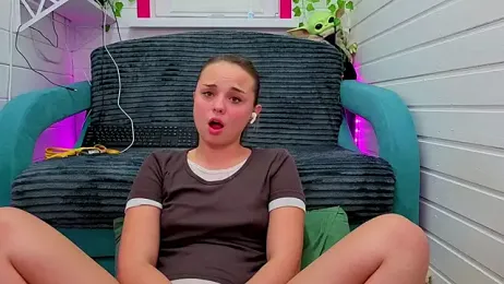 Misss_Vikk — Stripchat recorded stream screenshot (01 Dec 2025)