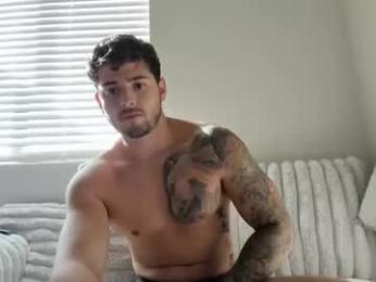 zaylanez — Chaturbate recorded stream screenshot (02 Dec 2025)