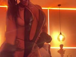 saamytits — Camsoda recorded stream image, 04.12.2025 00:30