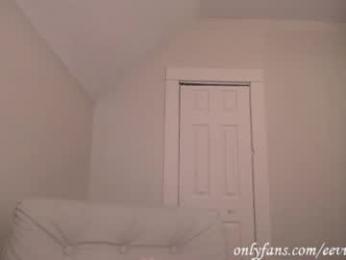 eevie_moon — Chaturbate recorded stream image, 04.12.2025 05:20